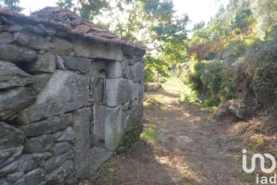 Casa/Moradia  em Valadares