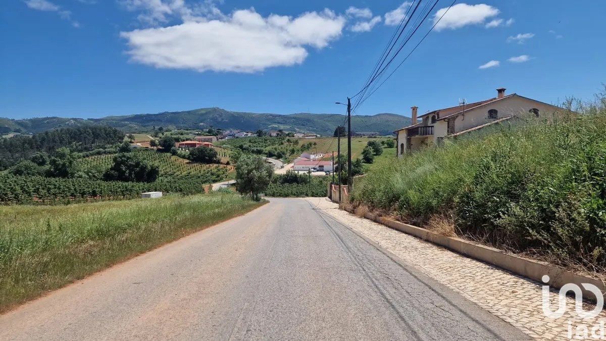 Terreno de 1920 m² em Lamas e Cercal