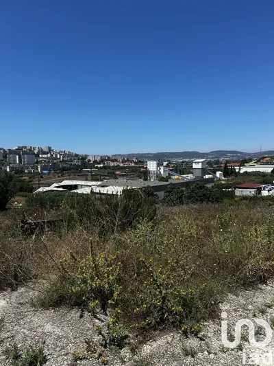 Fotografia 3 de Terreno de 32 000 m² em Santo António dos Cavaleiros e Frielas
