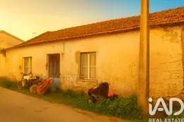 Village house  in Olalhas