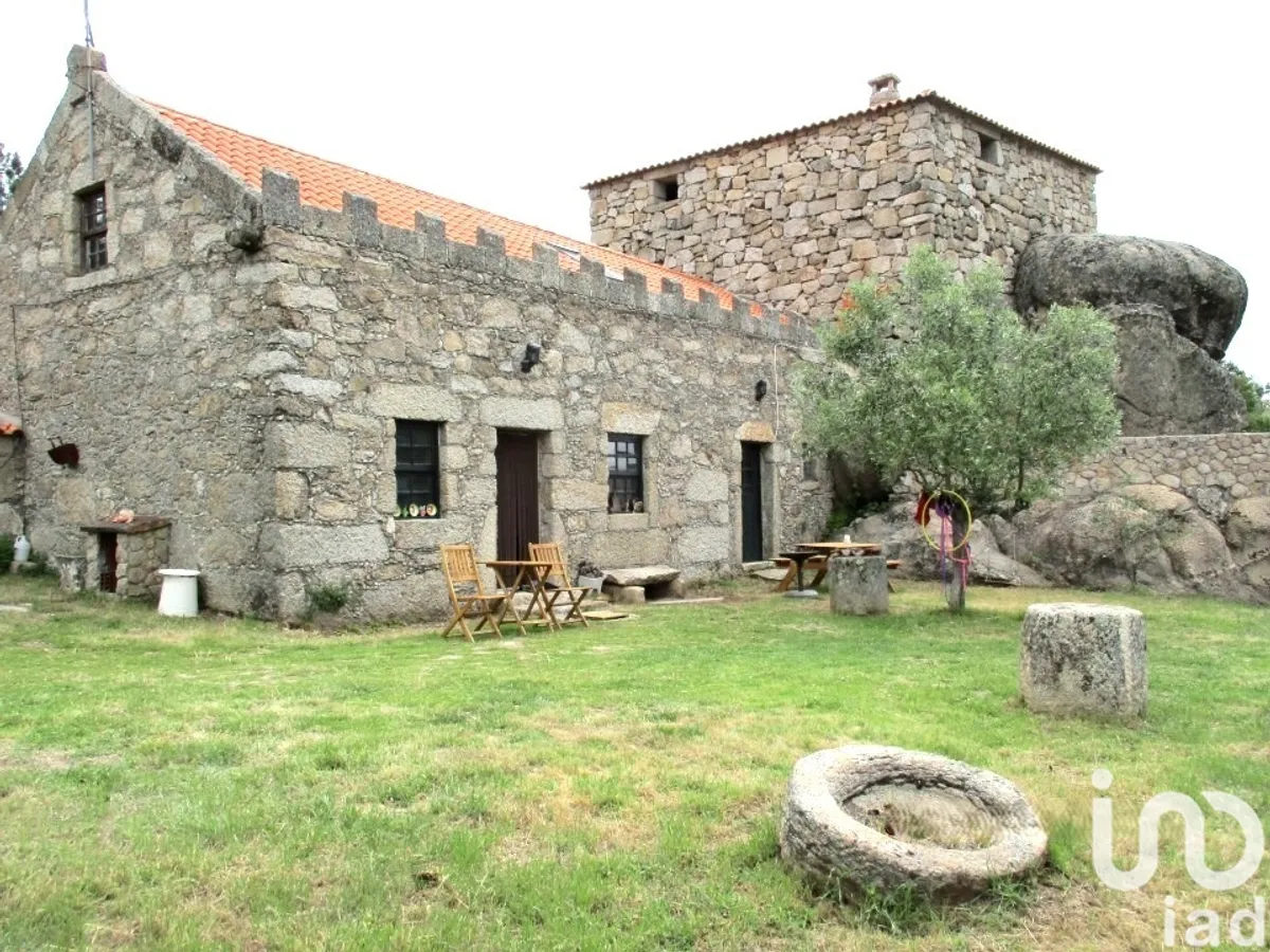 Terreno de 150 000 m² em Sortelha