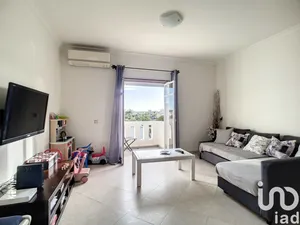 Apartamento T2 em Estômbar e Parchal