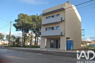 Loja / Estabelecimento Comercial  em Quinta do Conde