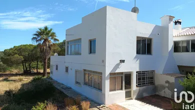 House at Santa Bárbara de Nexe