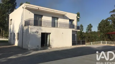 Casa/Moradia  em Refóios do Lima