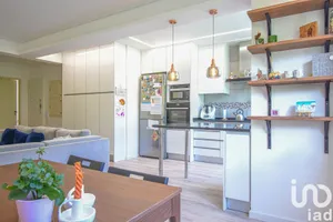 Apartamento T4 em Algueirão-Mem Martins