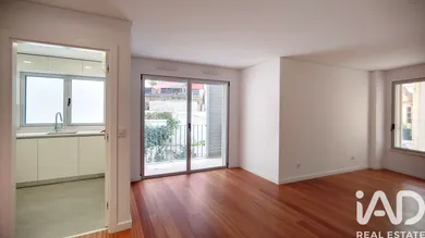 Apartamento T2 em Santo António