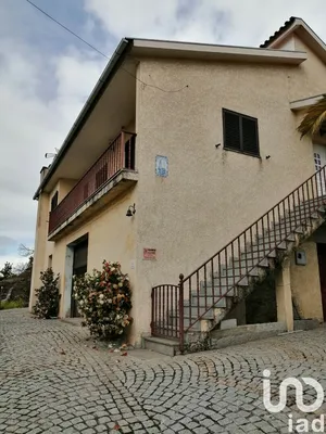 Immeuble  à Loivos e Póvoa de Agrações