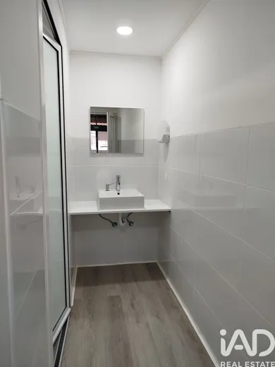 Loja / Estabelecimento Comercial em Mafamude e Vilar do Paraíso