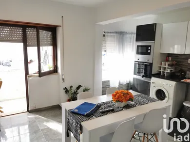Apartamento T3 em Amora