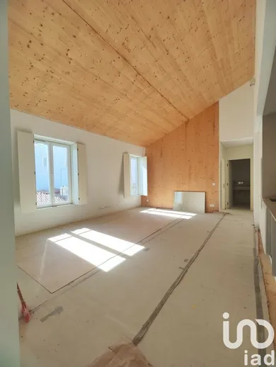 Apartment T2 in Campolide