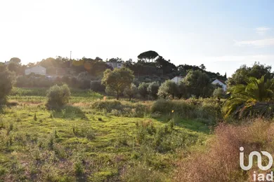 Terreno urbano  em Areias e Pias