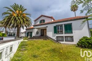 Maison à Ponta Delgada (São Sebastião)