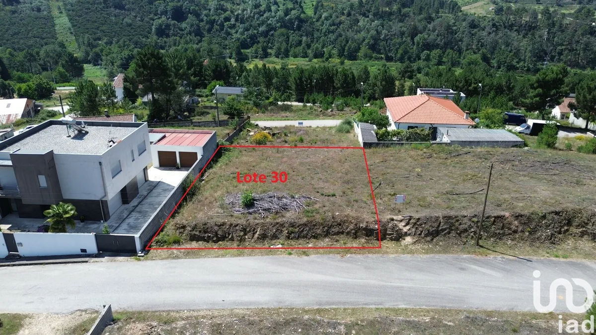 Terreno de 500 m² em Vale de Anta