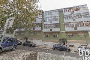 Apartamento T2 em Cacém e São Marcos