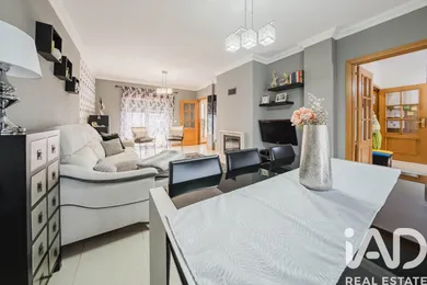 Maison à Santa Maria, São Pedro e Sobral da Lagoa