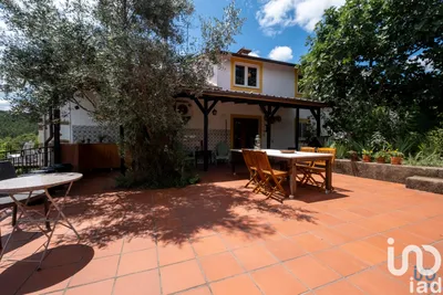 Fotografia 7 de Casa/Moradia 5 quartos de 203 m² em Linhares