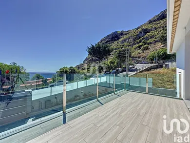 House  in Machico