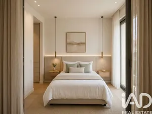 Apartamento T4 em Atouguia da Baleia