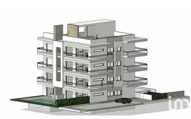 Apartamento T3 em Estômbar e Parchal