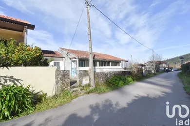 Maison de village  à Vila Nova