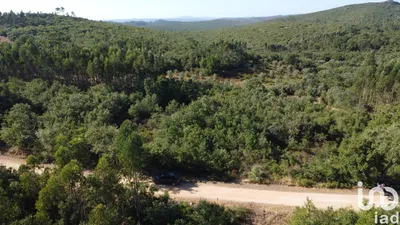 Fotografia 1 de Terreno de 2240 m² em Chãos