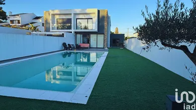 Casa tradicional em Corroios