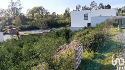 Fotografia 1 de Terreno urbano de 391 m² em Joane