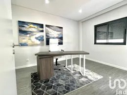 Apartamento T4 em Quelfes