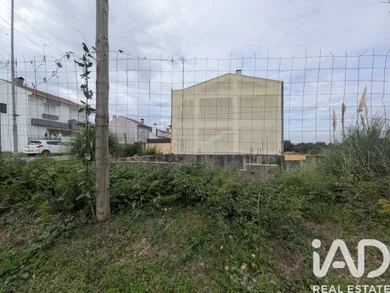 Terreno urbano em Serzedo E Perosinho