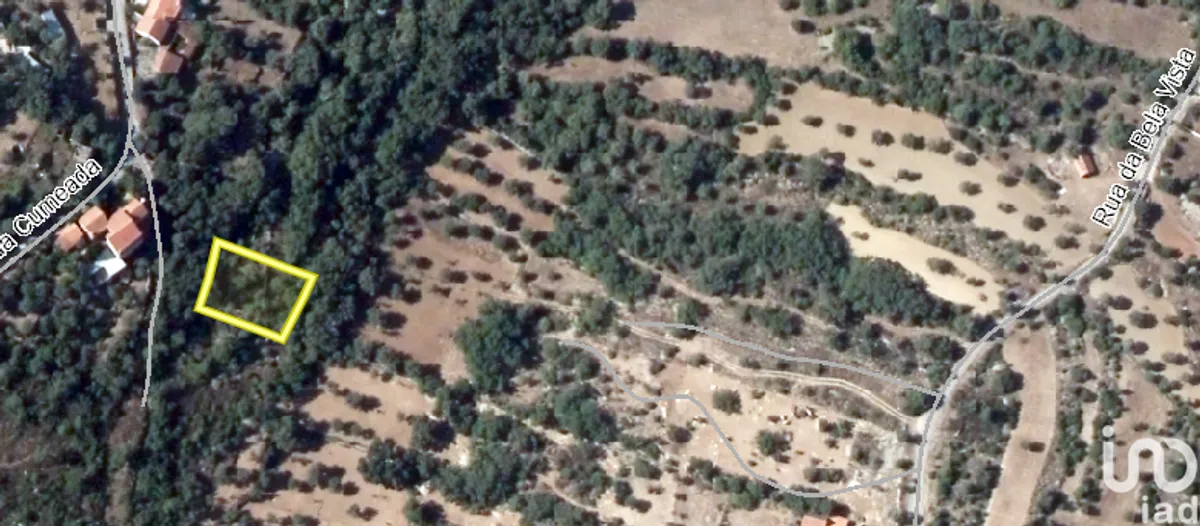 Terreno de 800 m² em Chãos