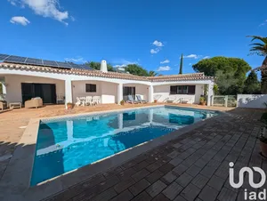 Casa/Moradia  em Mexilhoeira Grande