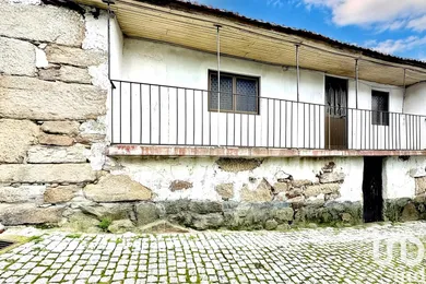Casa/Moradia em Oura