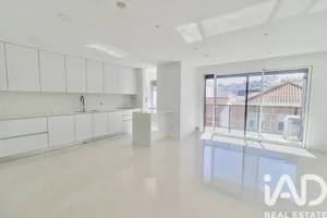 Apartamento T2 em Santa Maria, São Pedro E Matacães