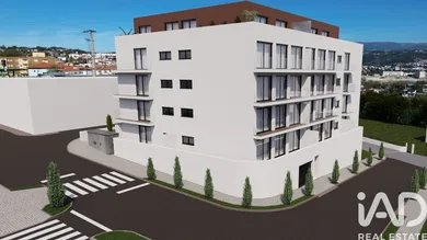 Apartamento T3 em Telões