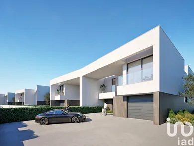 House  in São Gonçalo De Lagos