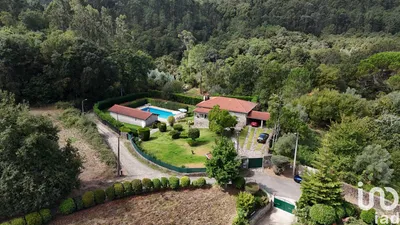 Fotografia 5 de Quinta 3 quartos de 226 m² em Cornes