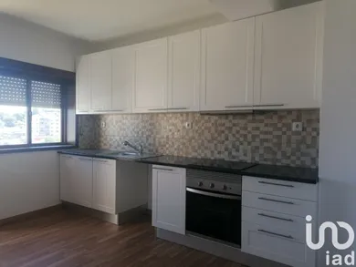 Apartamento T3 em Oliveira De Azeméis, Santiago De Riba-Ul, Ul, Macinhata Da Seixa E Madail
