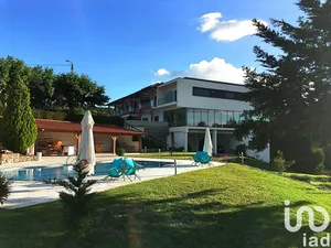 Shop/Premises commercial  at Vila da Ponte