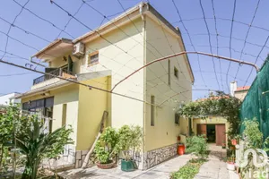 Casa em São Domingos de Rana