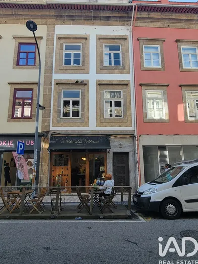 Fotografia 1 de Apartamento de 70 m² em Cedofeita, Santo Ildefonso, Sé, Miragaia, São Nicolau e Vitória