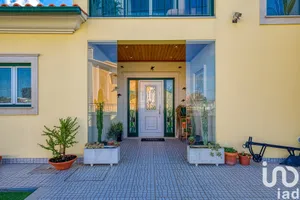 Casa tradicional em Monte Real e Carvide