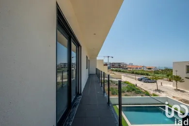 House  in Silveira