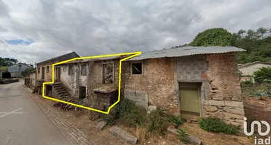 Village house  at Cumeeira