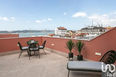 Apartamento T2 em Misericórdia