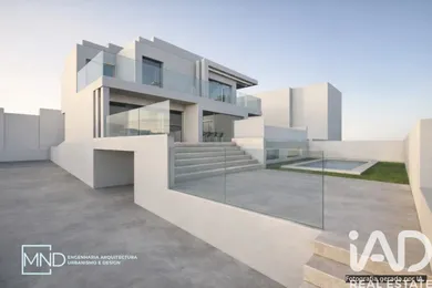 Casa/Moradia em Atouguia da Baleia