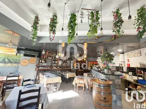 Shop/Premises commercial at Faro (Sé e São Pedro)