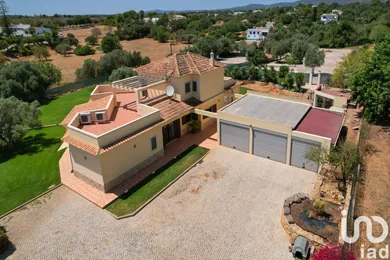Casa/Moradia em Quelfes