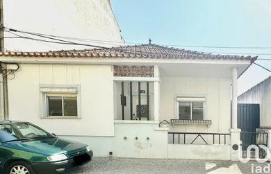 House  in Pinhal Novo