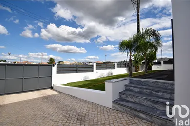 Casa/Moradia  em Azeitão (São Lourenço e São Simão)